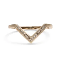 Discount Betsy & Iya Altus 14k Gold Chevron Stacking Ring