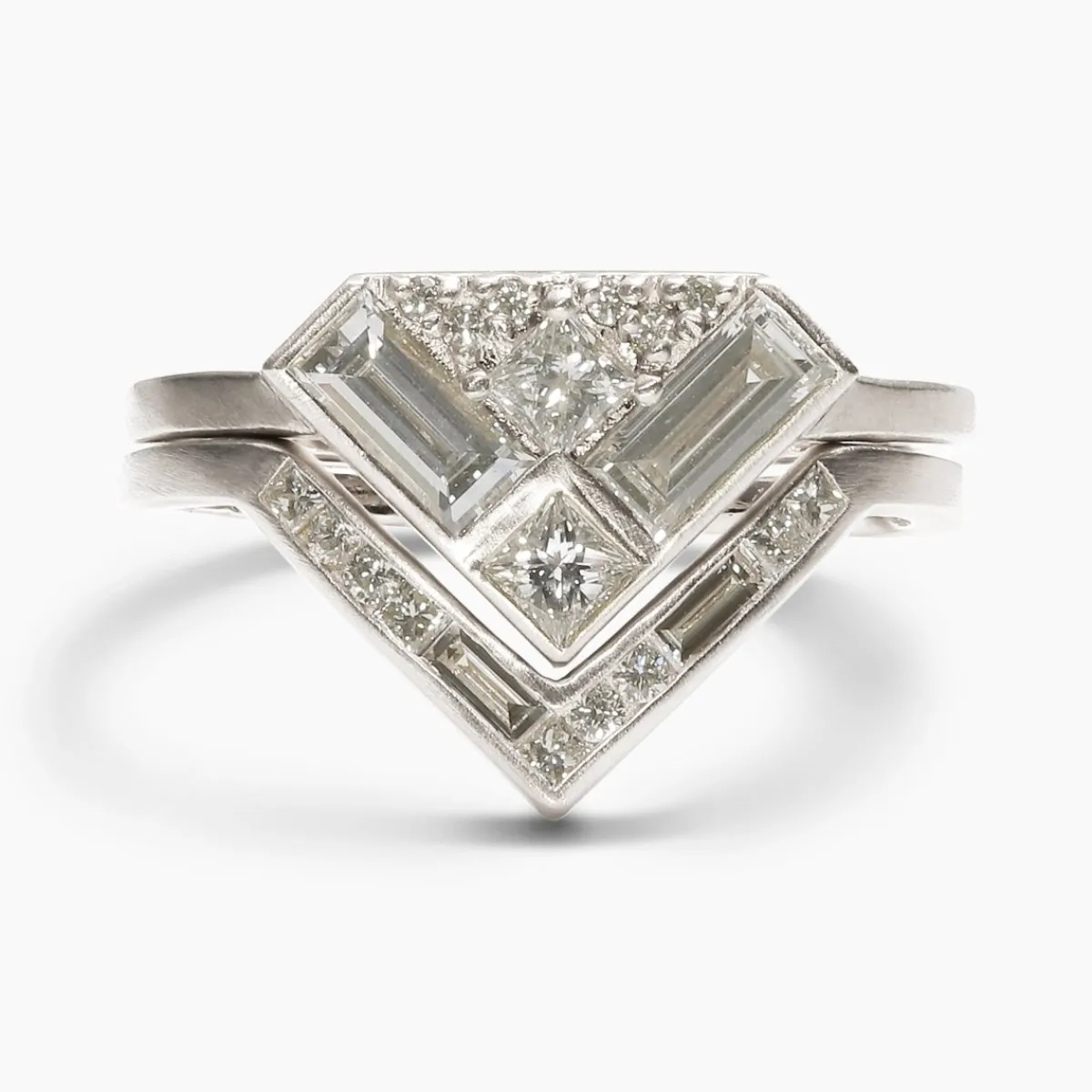 Discount Betsy & Iya Altus 14k Gold Chevron Stacking Ring