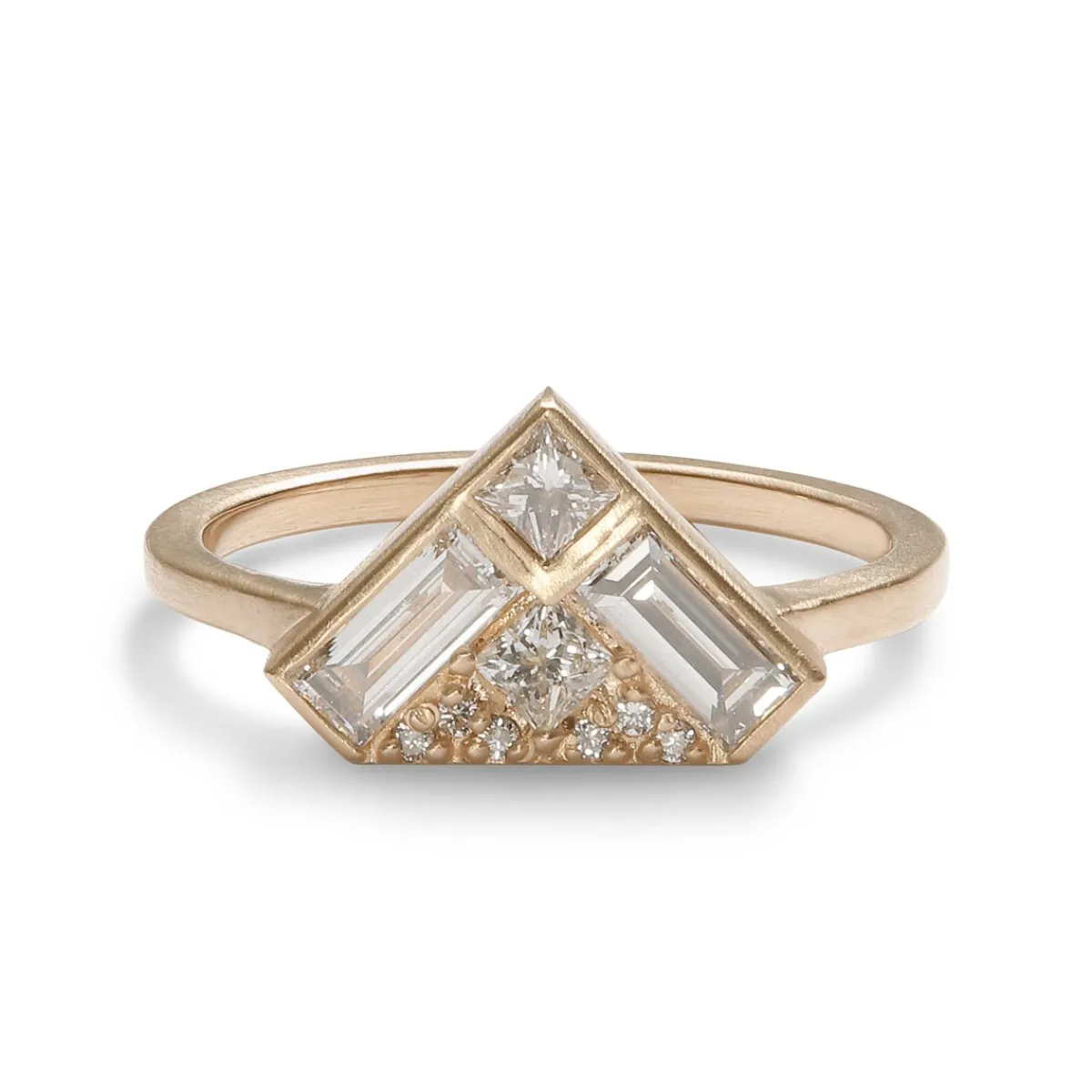 Hot Betsy & Iya Aurore ring