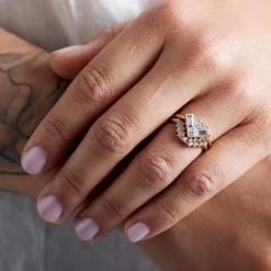 Hot Betsy & Iya Aurore ring