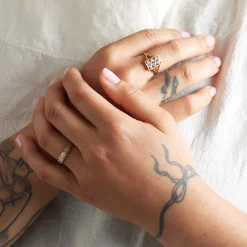 Discount Betsy & Iya Claro ring