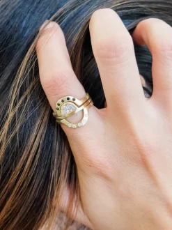 Discount Betsy & Iya Earth Diamond Cor Ring - White Diamonds