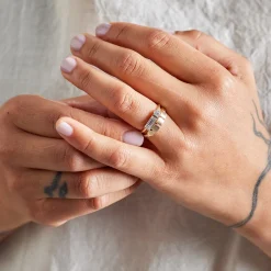 Sale Betsy & Iya Figura ring