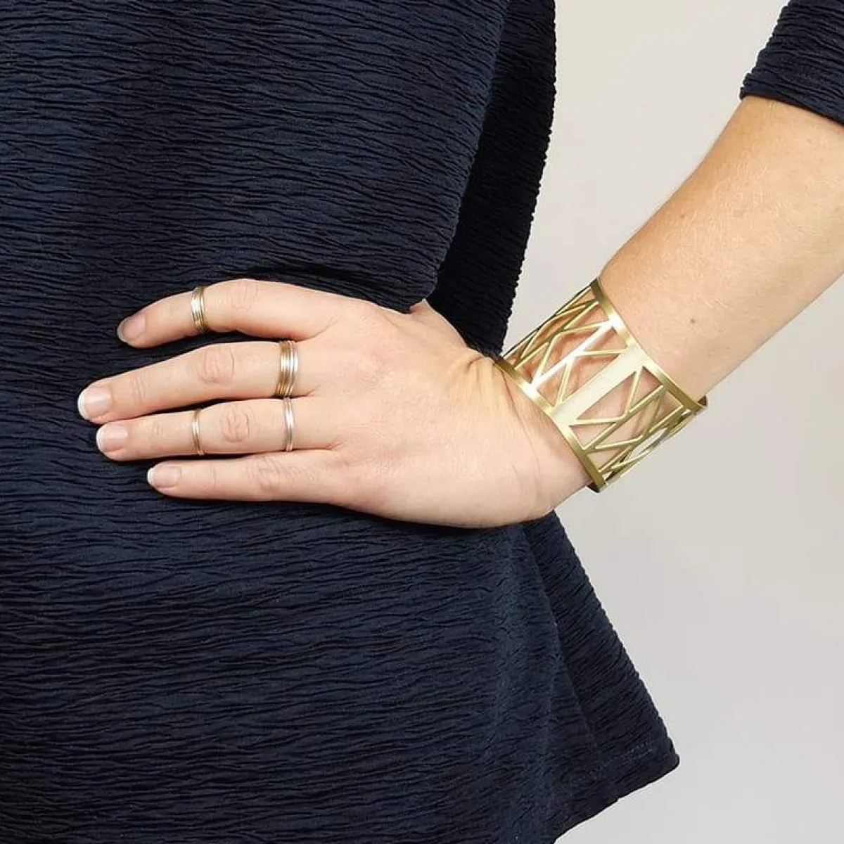 Fashion Betsy & Iya Fremont Bridge cuff bracelet