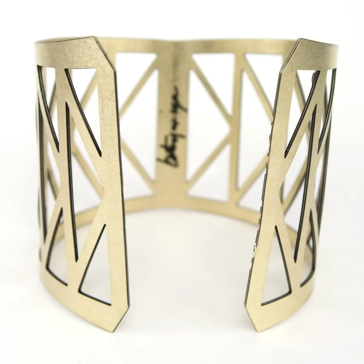 Fashion Betsy & Iya Fremont Bridge cuff bracelet
