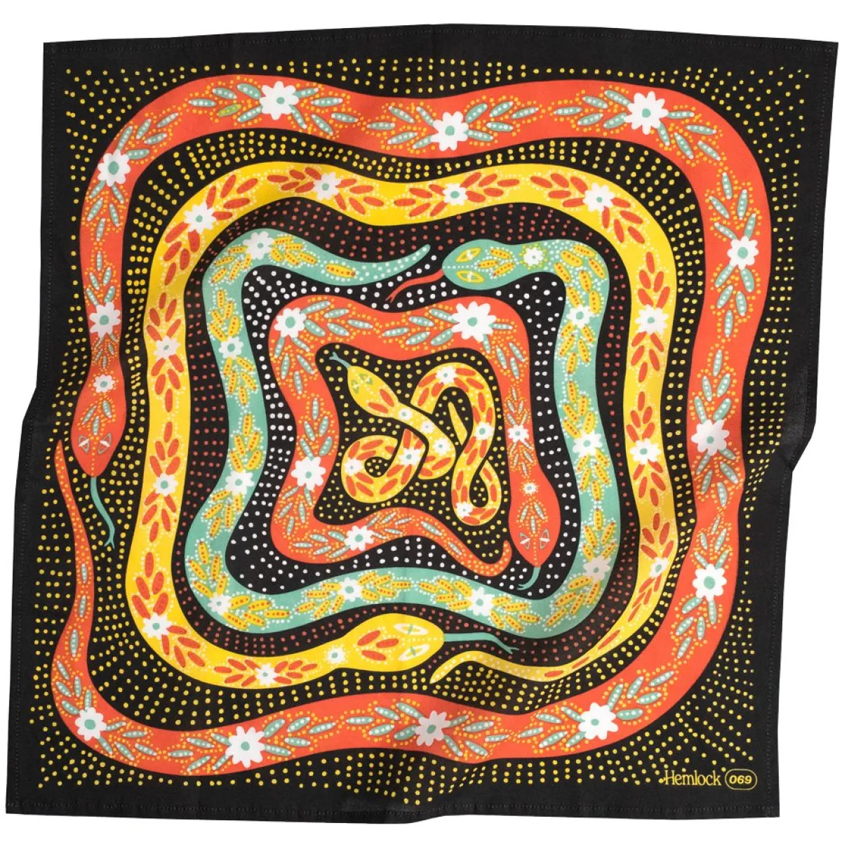 Online Betsy & Iya Handker Bandana