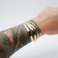 Discount Betsy & Iya Herringbone Chain Bracelet