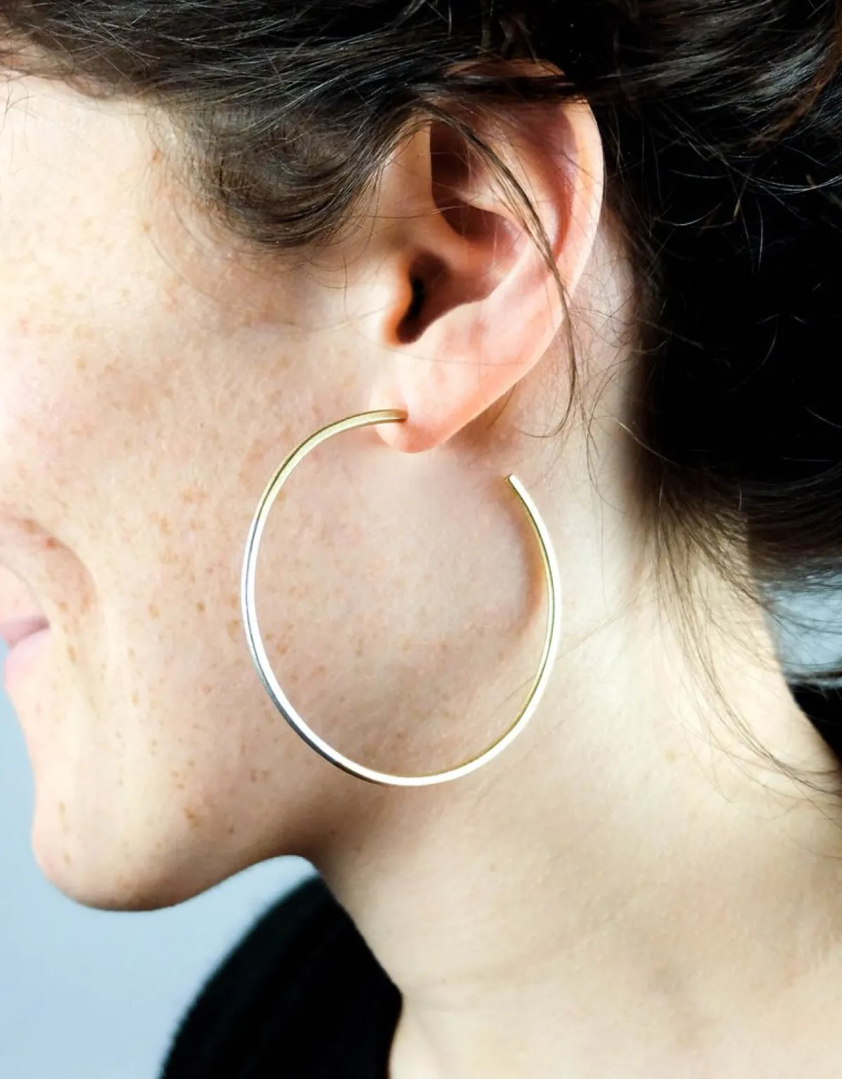 Hot Betsy & Iya Koa hoop earring - 14k gold