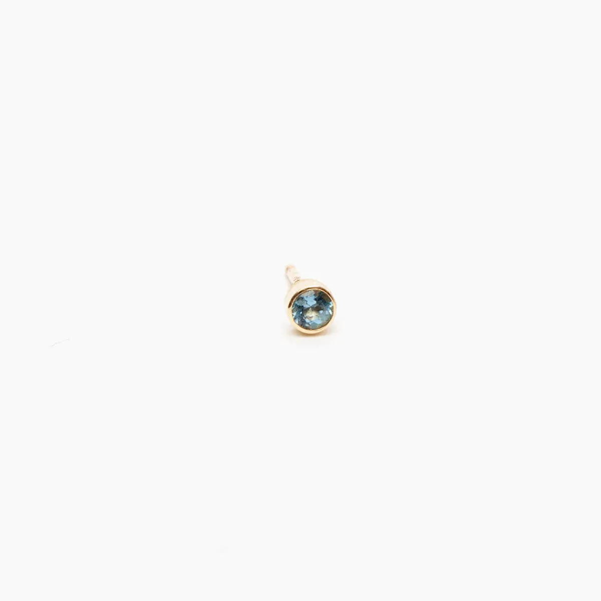 Discount Betsy & Iya Micro Stud Earrings
