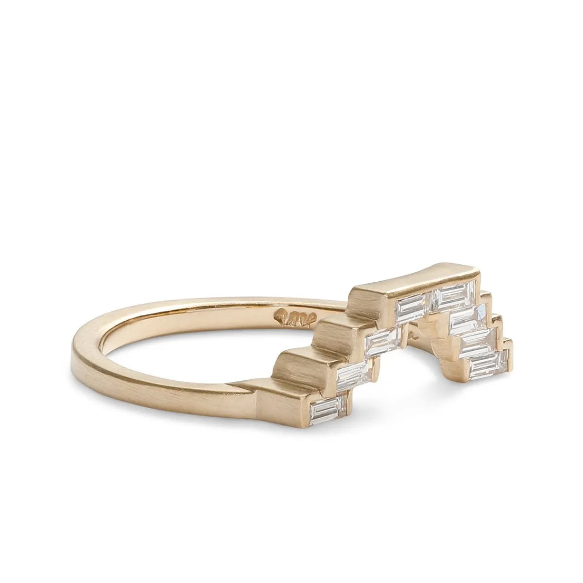 Hot Betsy & Iya Montis ring