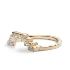 Hot Betsy & Iya Montis ring