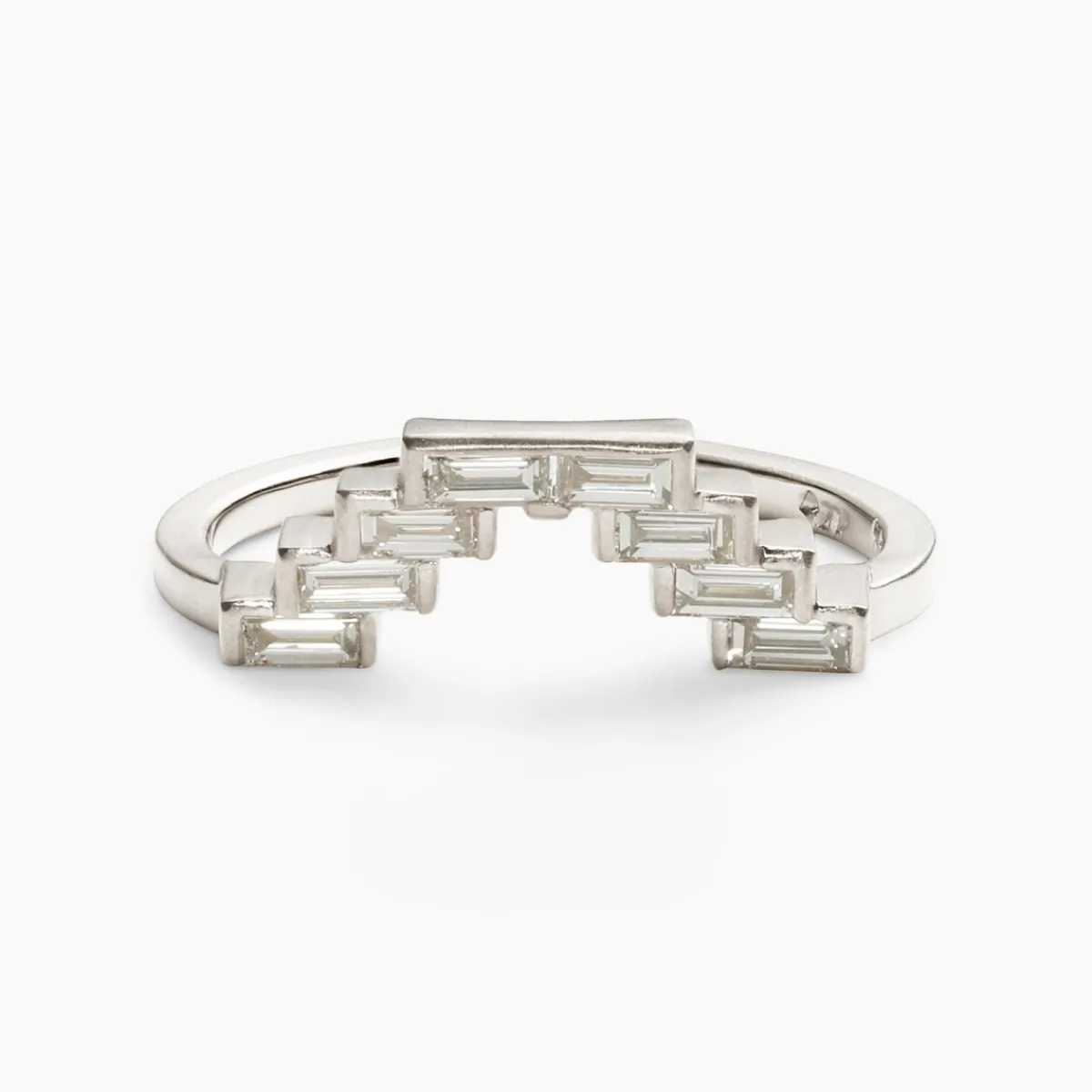 Hot Betsy & Iya Montis ring