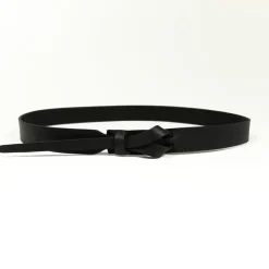 Outlet Betsy & Iya Muse Simple Buckleless Black Leather Belt - 1"