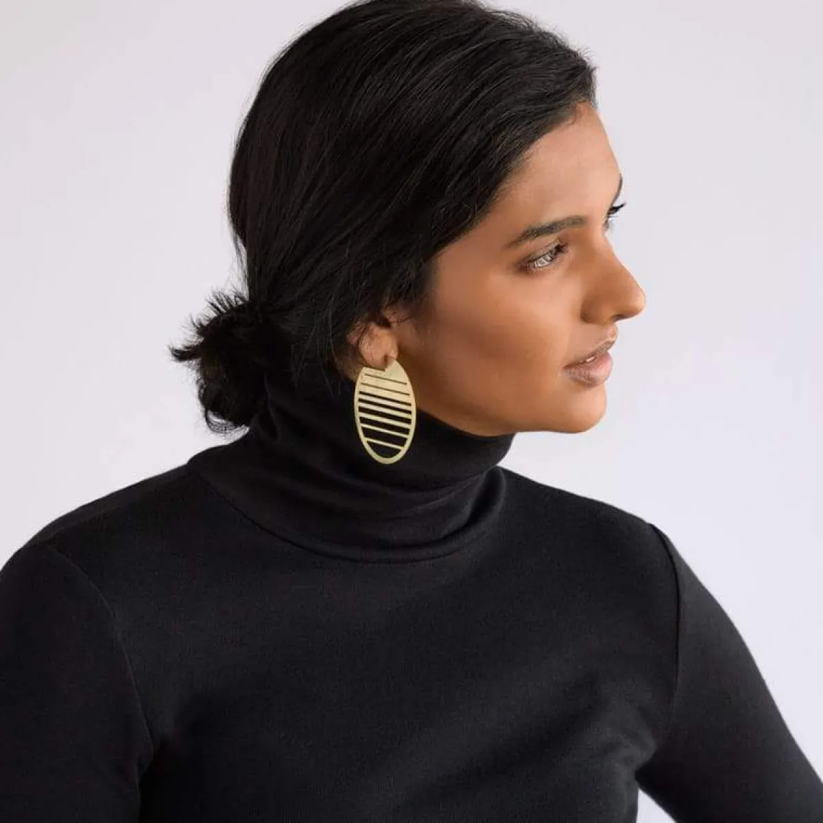 Online Betsy & Iya Ocaso hoop earrings