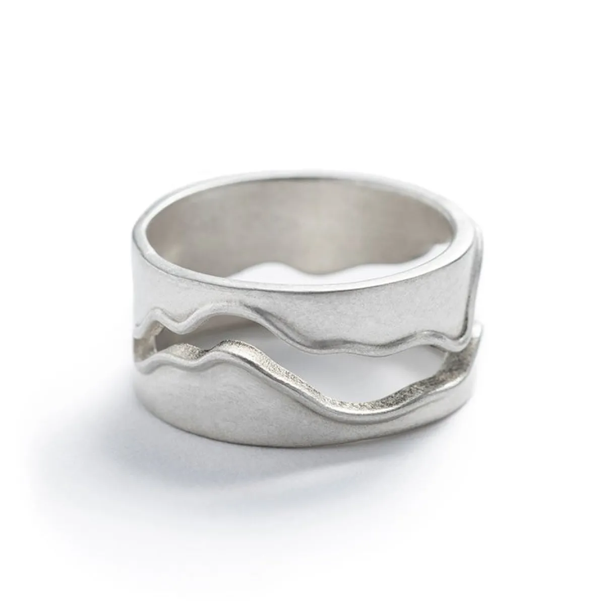 Fashion Betsy & Iya Recast Willamette ring