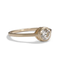 Hot Betsy & Iya Sano ring
