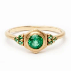 Fashion Betsy & Iya Sol ring - Emerald