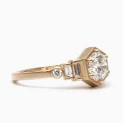 Sale Betsy & Iya Solis ring