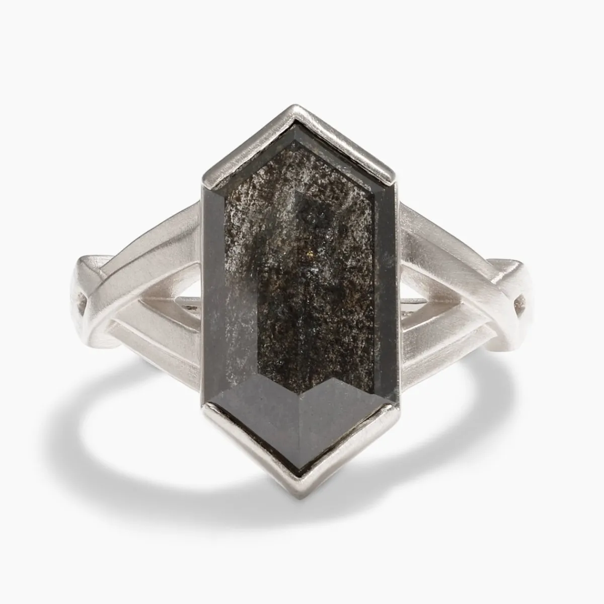 Fashion Betsy & Iya Veritas ring