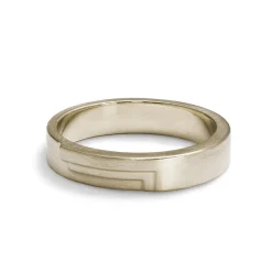 New Betsy & Iya Vitae ring