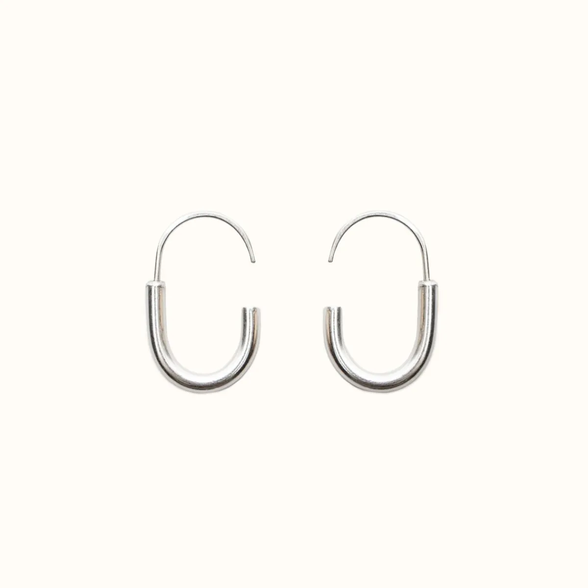 Fashion Betsy & Iya Vivida hoop earrings