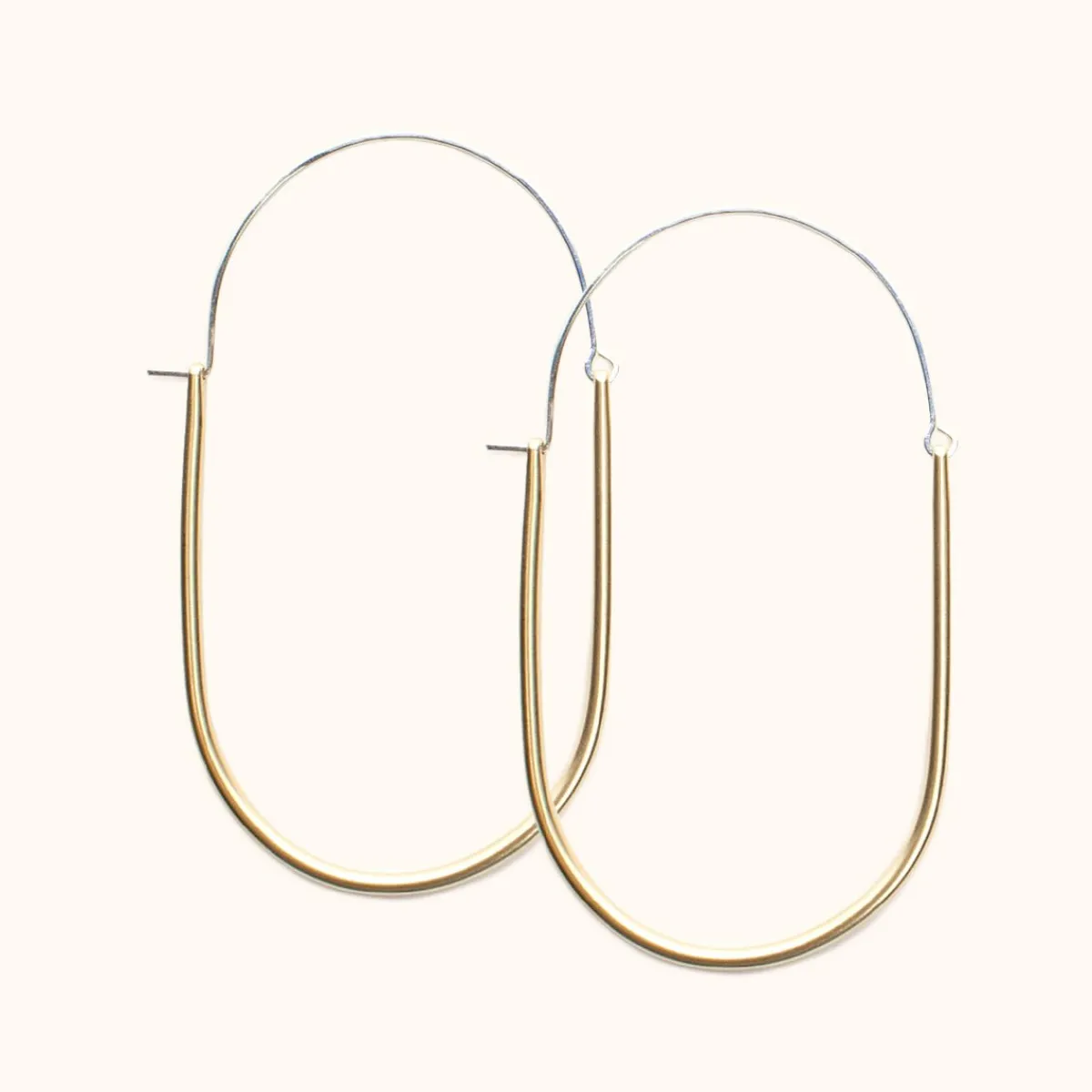 Fashion Betsy & Iya Vivida hoop earrings