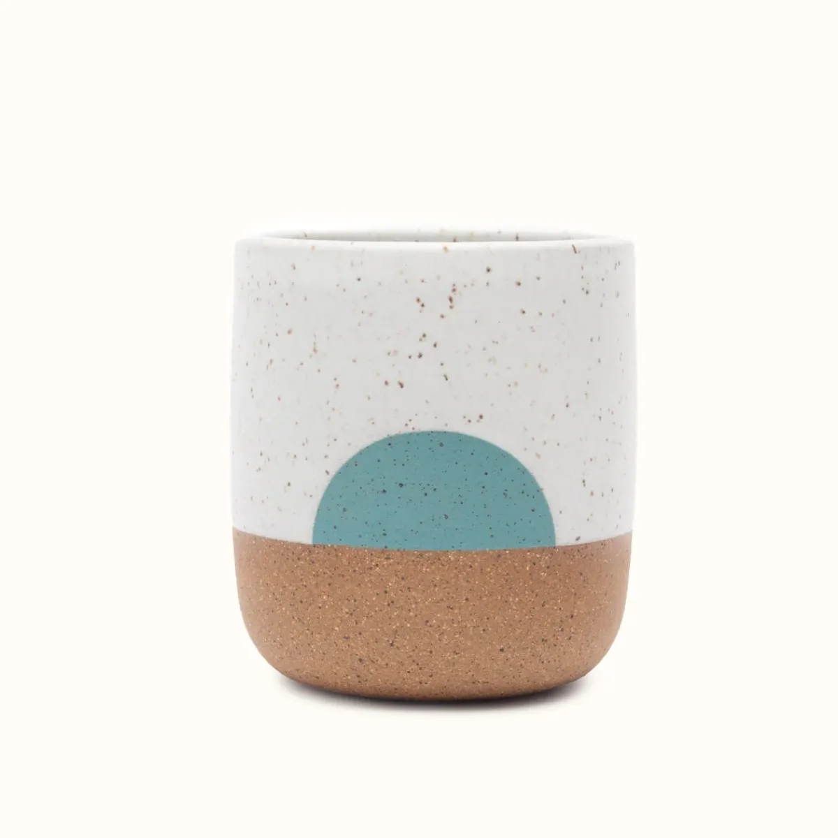 New Betsy & Iya White Moonrise Wolf Cup